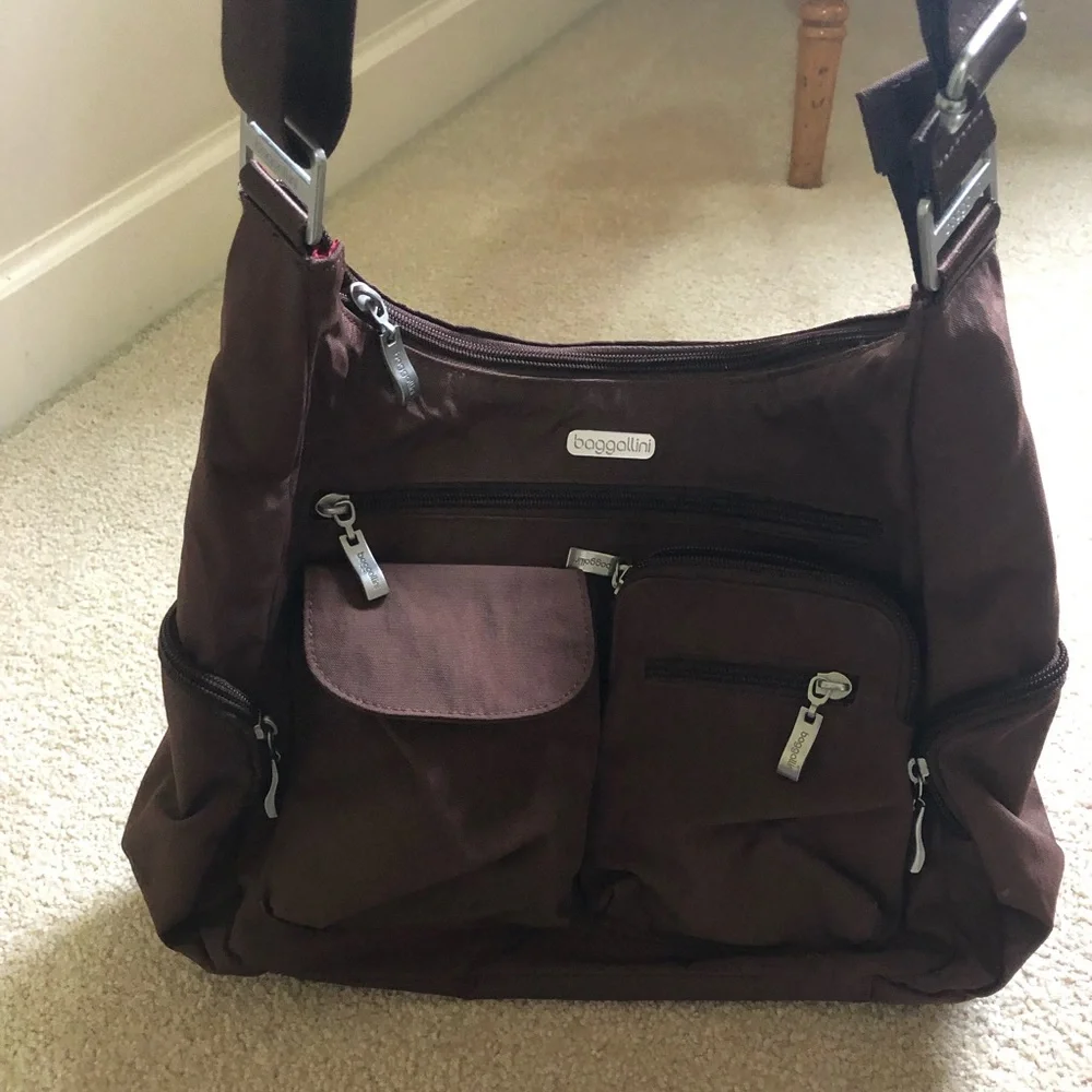 Baggallini perfect crossbody